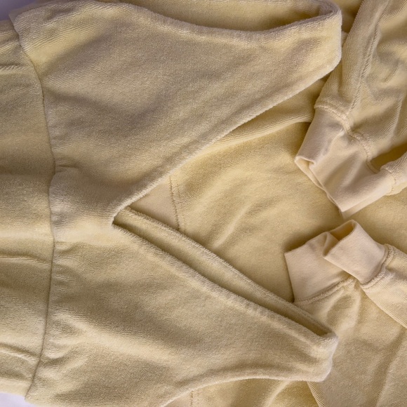 Daily Drills Yellow Terry Bra, Sweatshirt, Shorts *selling as a set - Picture 5 of 7